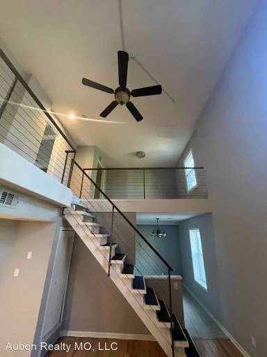Main picture of 4333 Oak St