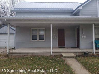 Main picture of 104 Sycamore St