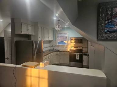 Main picture of 112 Dexter St