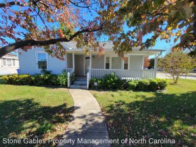 Main picture of 1015 Marlborough Rd