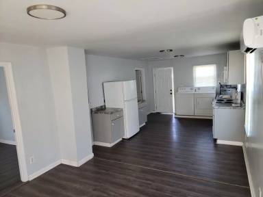 Main picture of 404 Jamison Ave