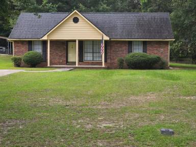 Main picture of 902 Phoebe Rd