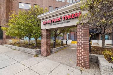 Main picture of Irvine Park Towers