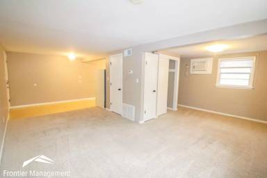 Main picture of 2103 Green Ave