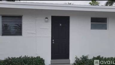 Main picture of 1721 NE 8th St