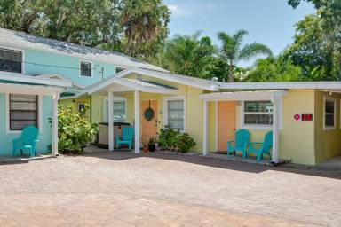 Main picture of 380 3rd St S