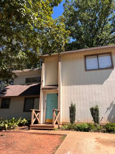 Main picture of 843 Cheyenne Ave