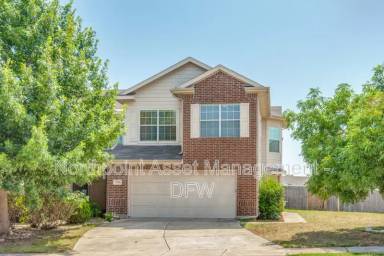 Main picture of 7500 Lazy Spur Blvd