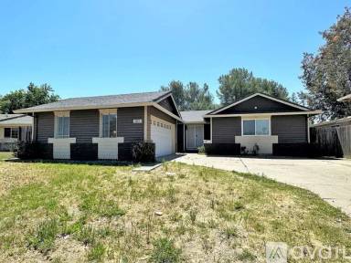 Main picture of 6020 Hollyhurst Way