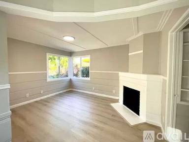 Main picture of 2110 S May St