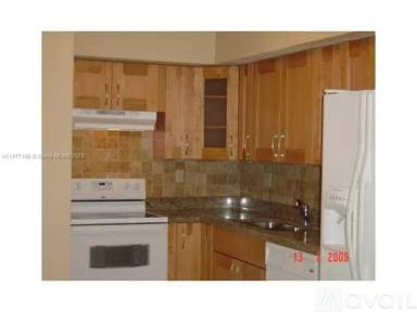Main picture of 2500 NE 193rd St