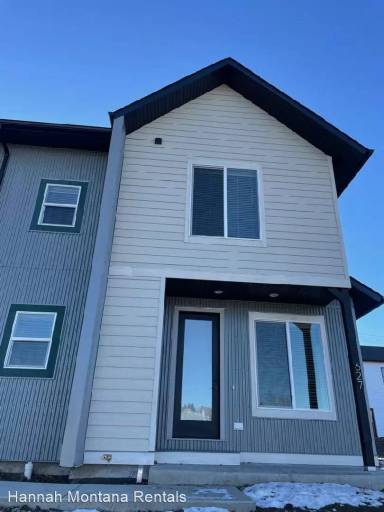 Main picture of 625 N 8th St