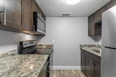 Main picture of Mission Grove