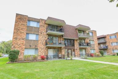 Main picture of 17514 Sandalwood Dr