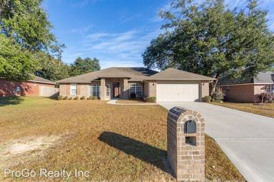 Main picture of 5818 Chi Chi Cir