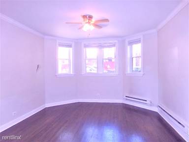 Main picture of 3815-23 N Greenview Ave