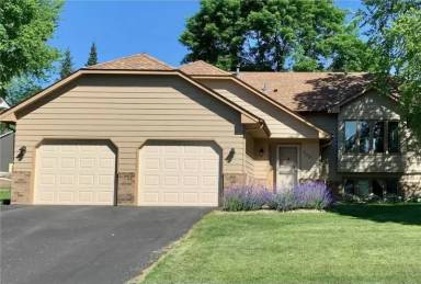 Main picture of 209 Meadowlark Rd SE