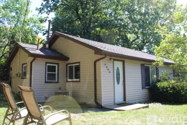 Main picture of 2900 Tuxedo Blvd