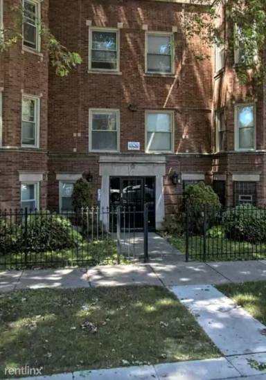 Main picture of 6700-08 S Clyde Ave & 2049-51 E 67th St