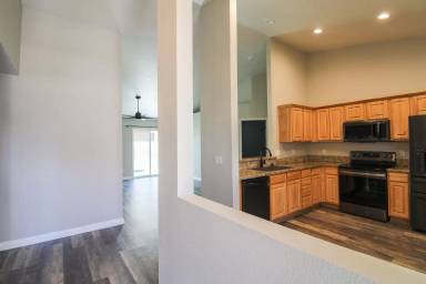 Main picture of 770 S Ahsahka Way