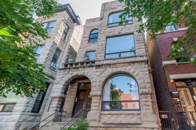 Main picture of 2131 N Sheffield Ave