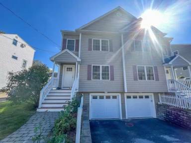 Main picture of 16 Mott St