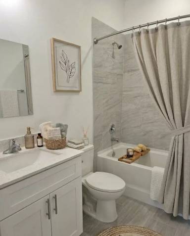 Main picture of 1118 Crocus Street E - 1