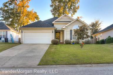 Main picture of 843 Tyler Woods Dr