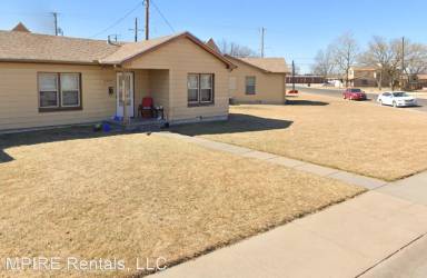 Main picture of 2401 Coronado St & 2503 Paseo Dr