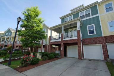 Main picture of 631 Samuel Cary Dr