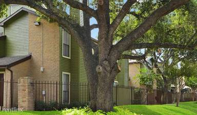 Main picture of Oaks of Westchase