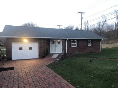 Main picture of 323 Washington Ave