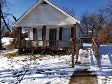 Main picture of 8400 Wabash Ave