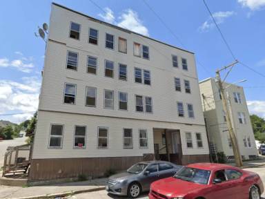 Main picture of 201 Waldo St