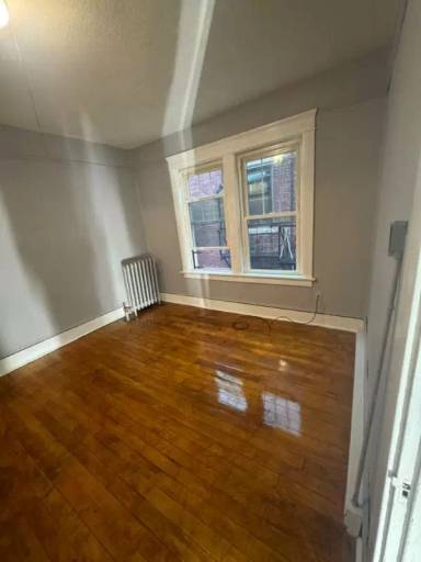 Main picture of 11 Conway St