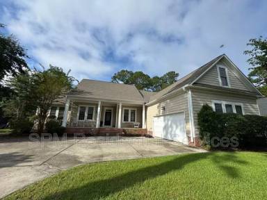 Main picture of 428 N Belvedere Dr