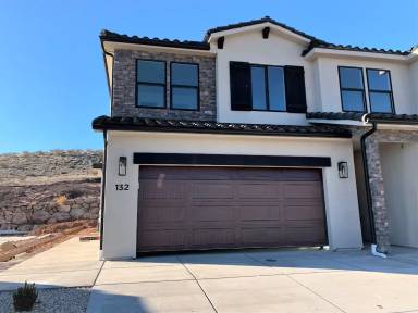 Main picture of 1060 W Province Way