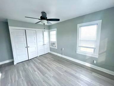 Main picture of 217 Lotus St