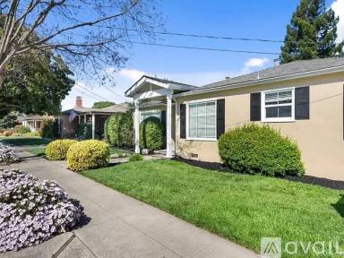 Main picture of 1221 Curtner Ave