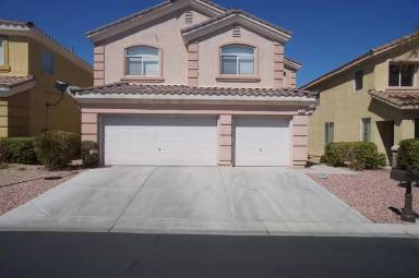 Main picture of 166 Flying Hills Ave