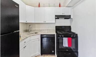 Main picture of 1221 Scotts Manor Ct