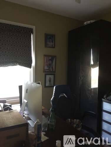 Main picture of 176 Market St