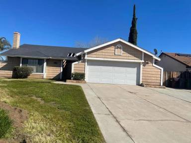 Main picture of 14642 Rosemary Ave