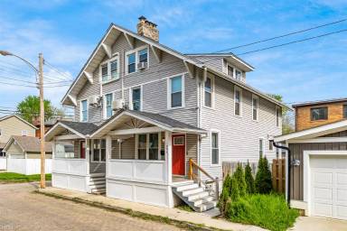 Main picture of 1094 E Gay St