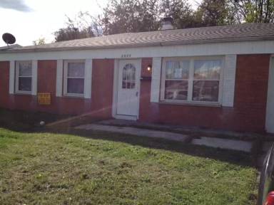 Main picture of 2320 Courtney Rd