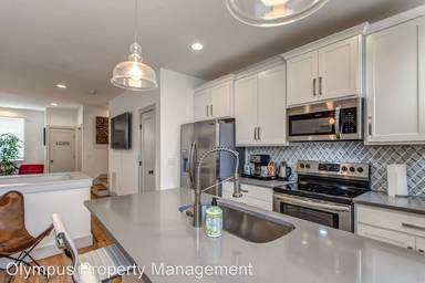 Main picture of 4908 Delaware Ave