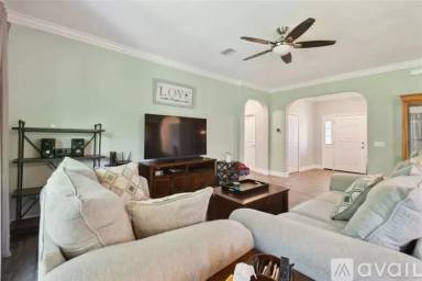 Main picture of 1056 E Normandy Blvd