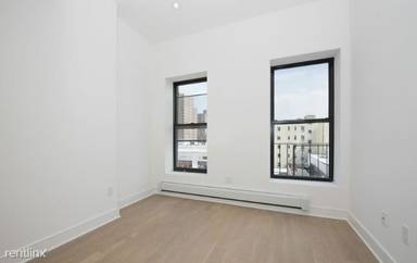 Main picture of 1910 3rd Ave