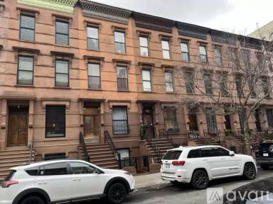 Main picture of 354 W 121st St