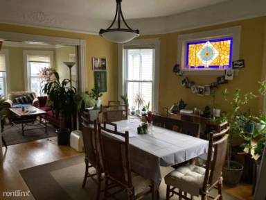 Main picture of 14 Madison St